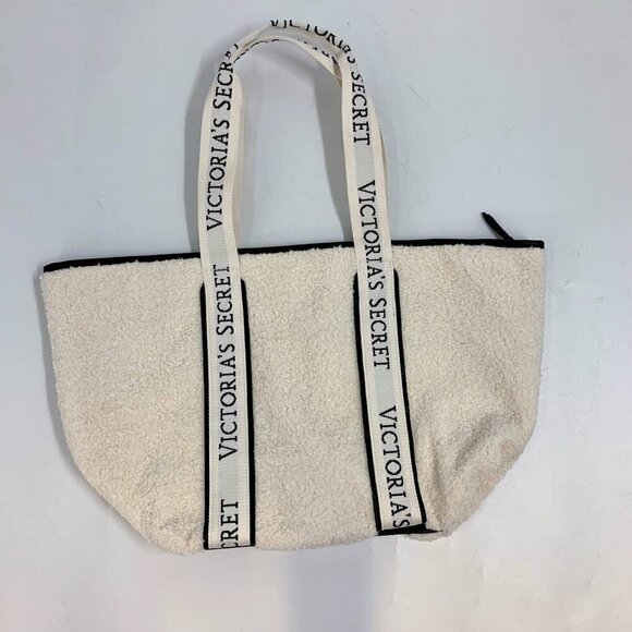 Victoria Secret Women's Fleece Zip Cozy Plush Tote‎ Bag NWT - Picture 2 of 15